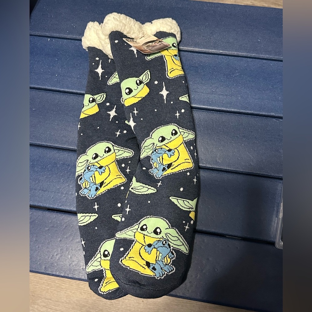 STAR WARS MANDALORIAN FUZZ SOX